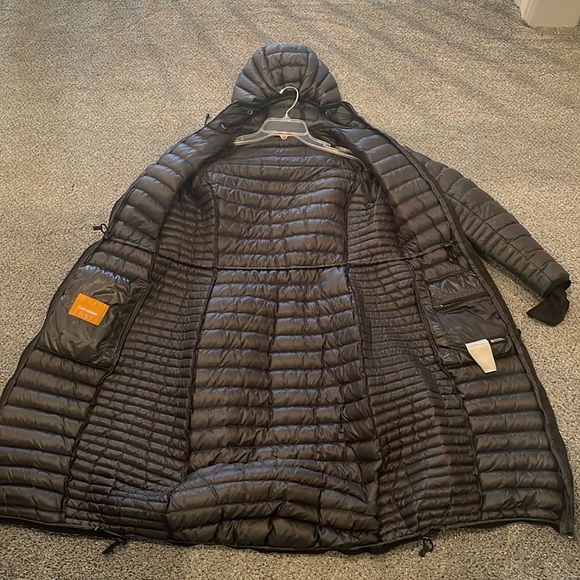 Cintamani down puffy long coat size medium black jacket with hood Iceland long - Picture 14 of 14
